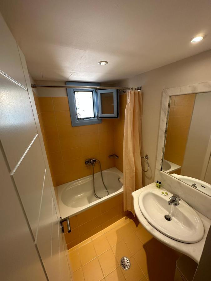 Villa Roussa City Center Fira  Eksteriør bilde