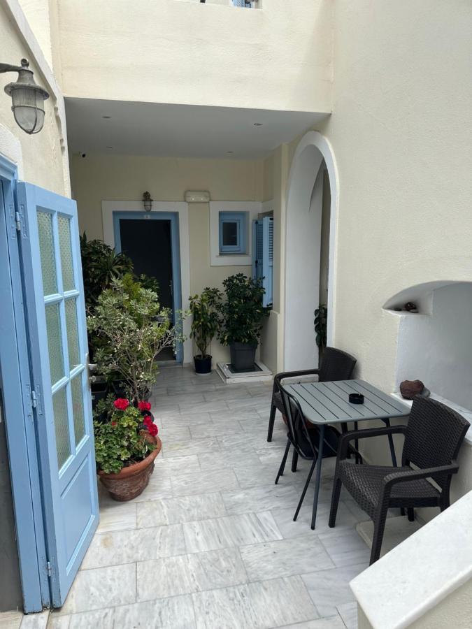 Villa Roussa City Center Fira  Eksteriør bilde